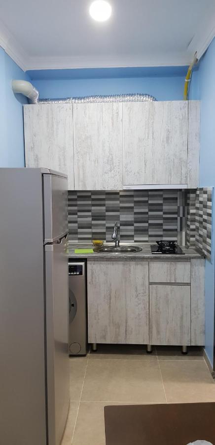 Apartment يوريكي المظهر الخارجي الصورة