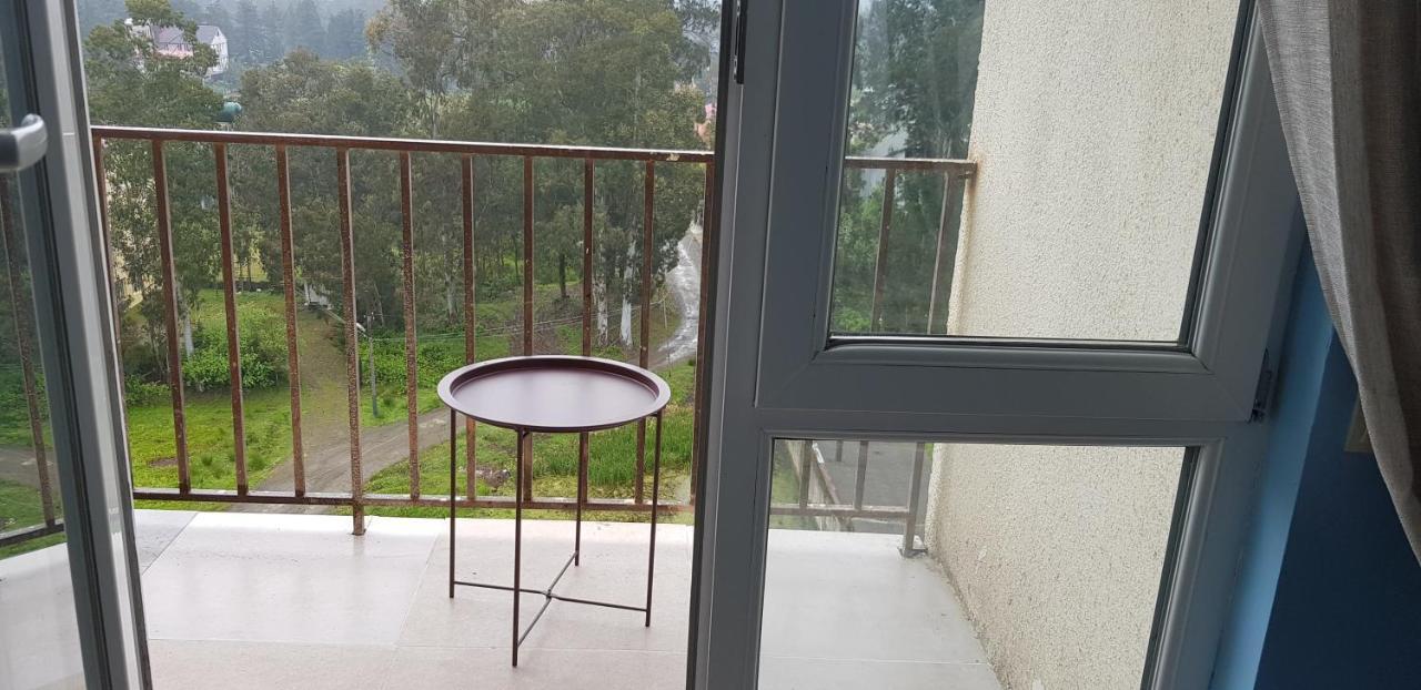 Apartment يوريكي المظهر الخارجي الصورة
